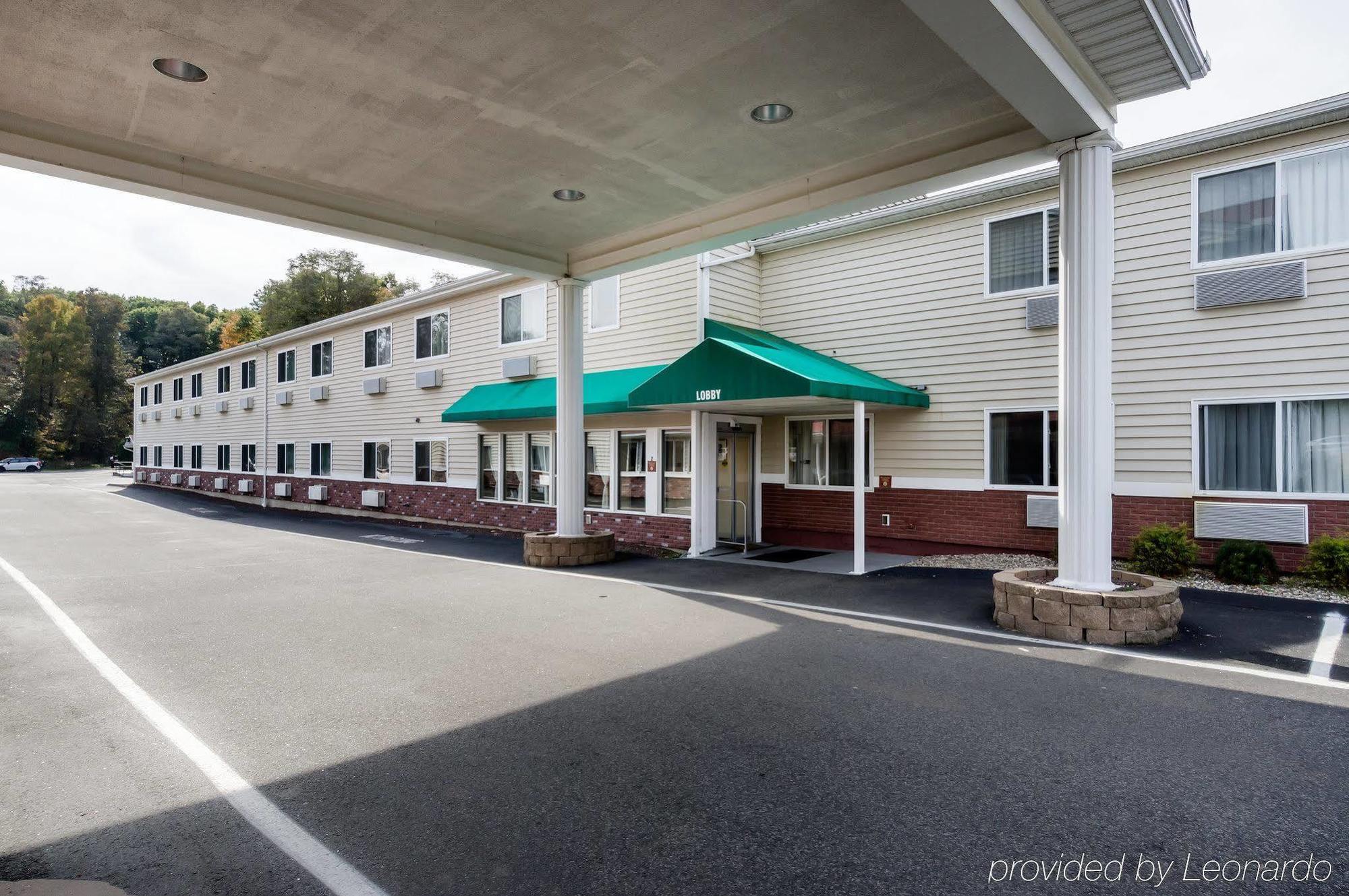 Rodeway Inn Hadley – Amherst Exterior foto